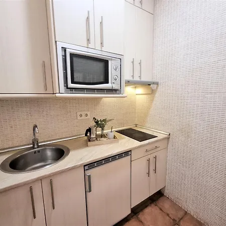 Apartamentos San Andres Madryt Zewnętrze zdjęcie
